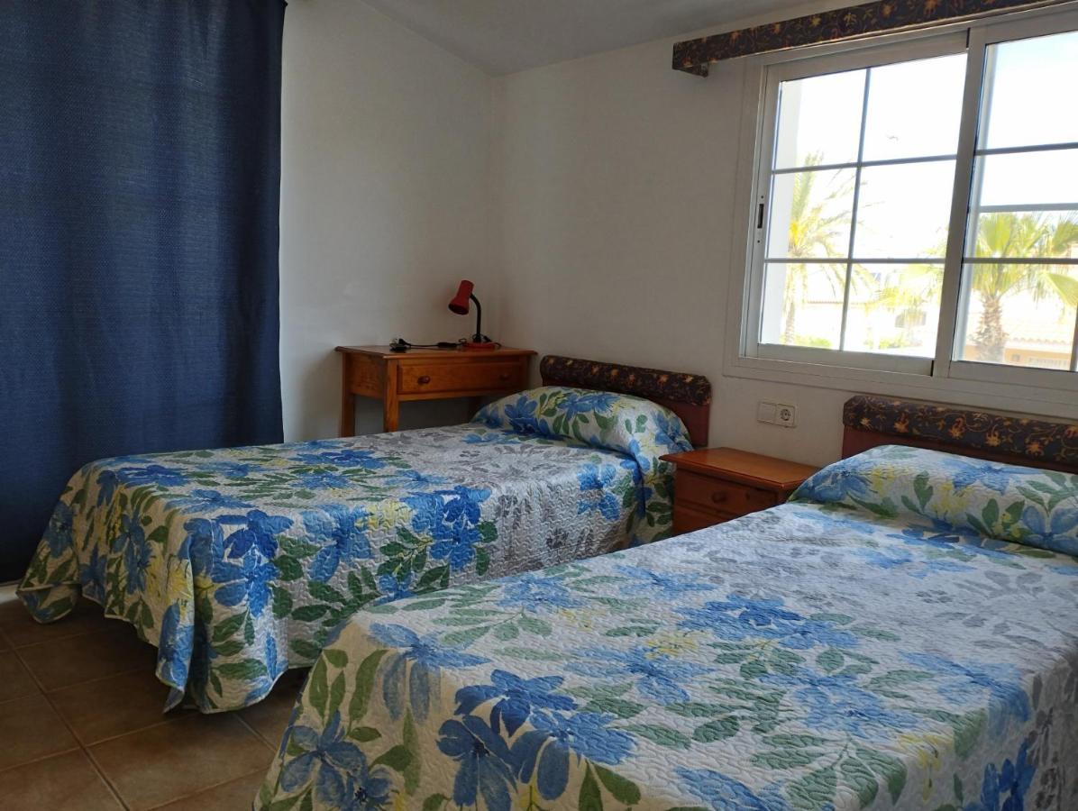 Hostal Restaurant Paca Риумар Екстериор снимка