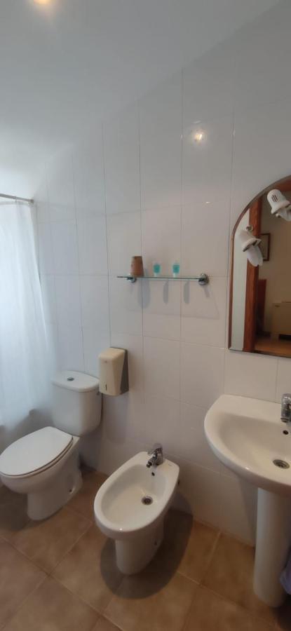 Hostal Restaurant Paca Риумар Екстериор снимка
